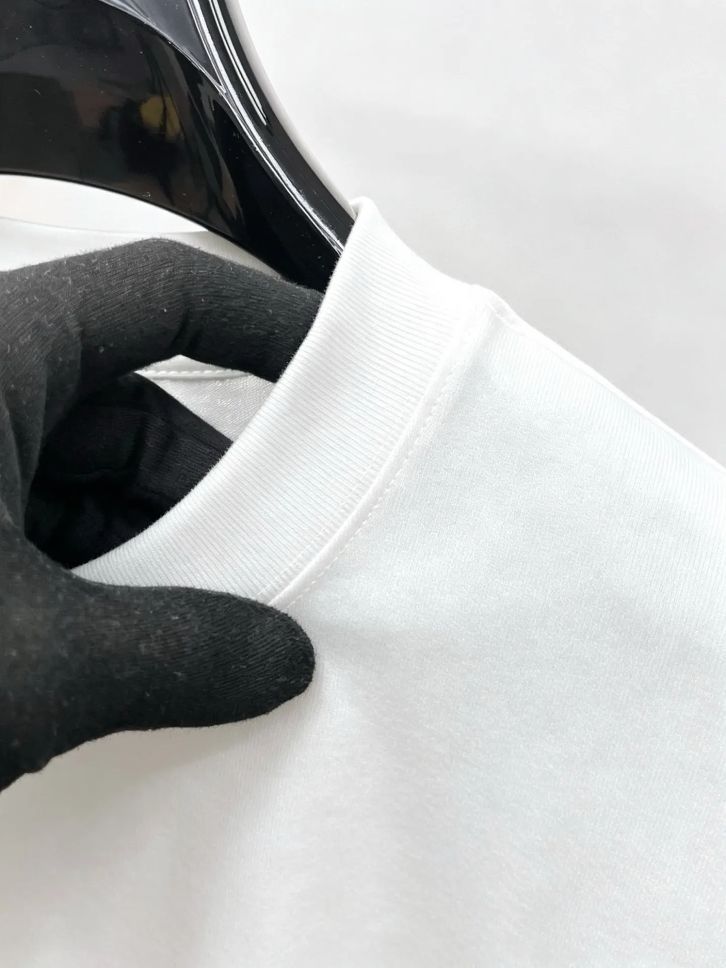 ance 2026 t Same Style Size：S M L XL XXL ：Black White